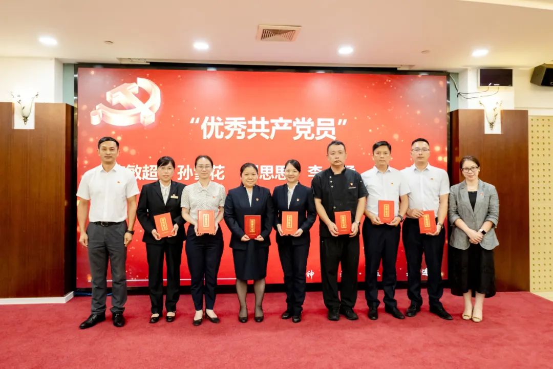 175688889368b7ff3da56ba.jpg 175688889368b7ff3da56ba.jpg